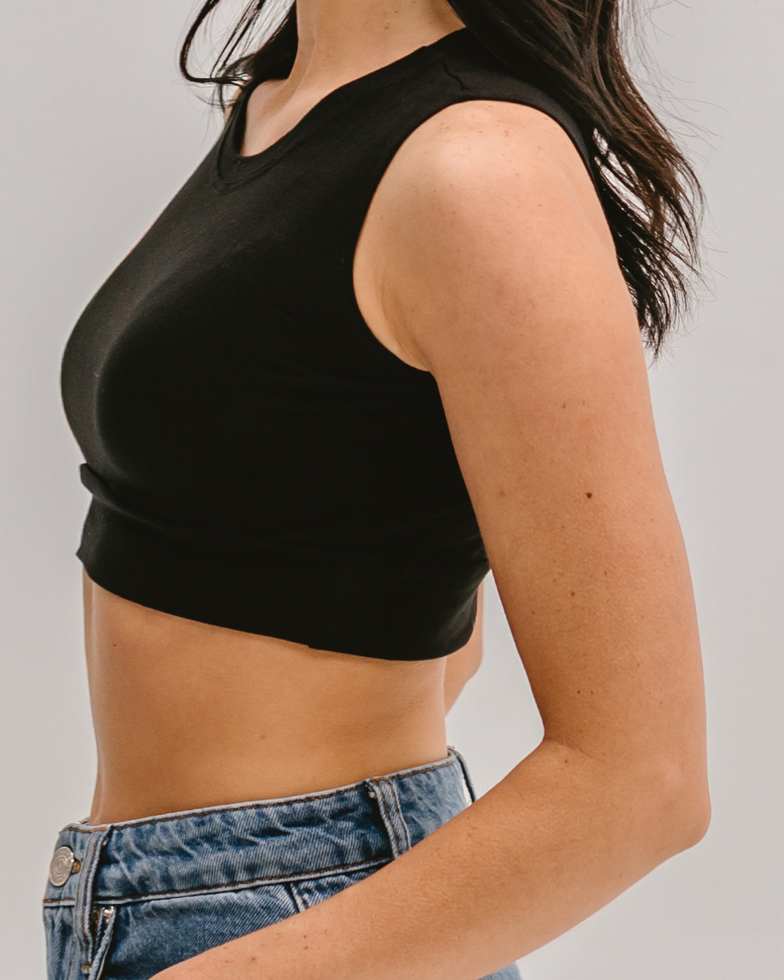 Crew Neck Tank Halftee